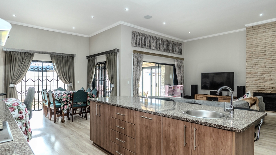 3 Bedroom Property for Sale in Sonkring Western Cape